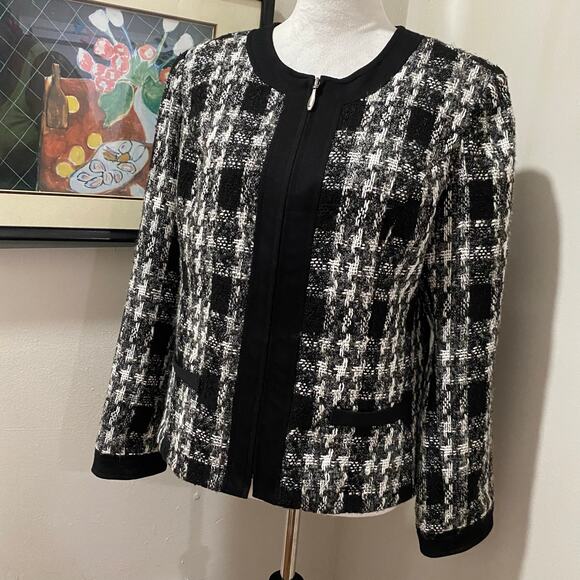 Chico's Black and White Tweed Jacket Size 1 = Medium - Picture 2 of 10